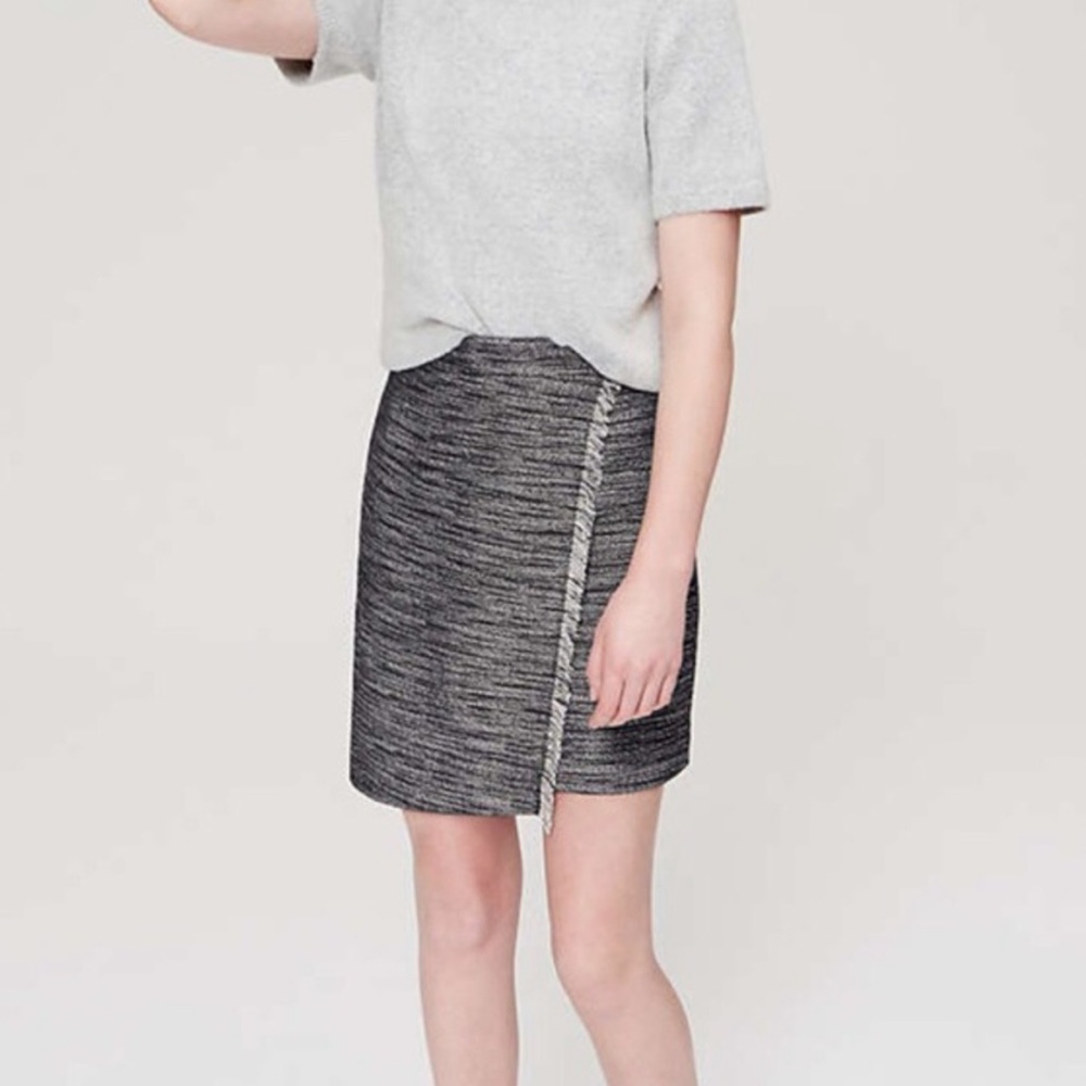 LOFT grey heathered tweed fringe trim faux wrap mid thigh length zip skirt